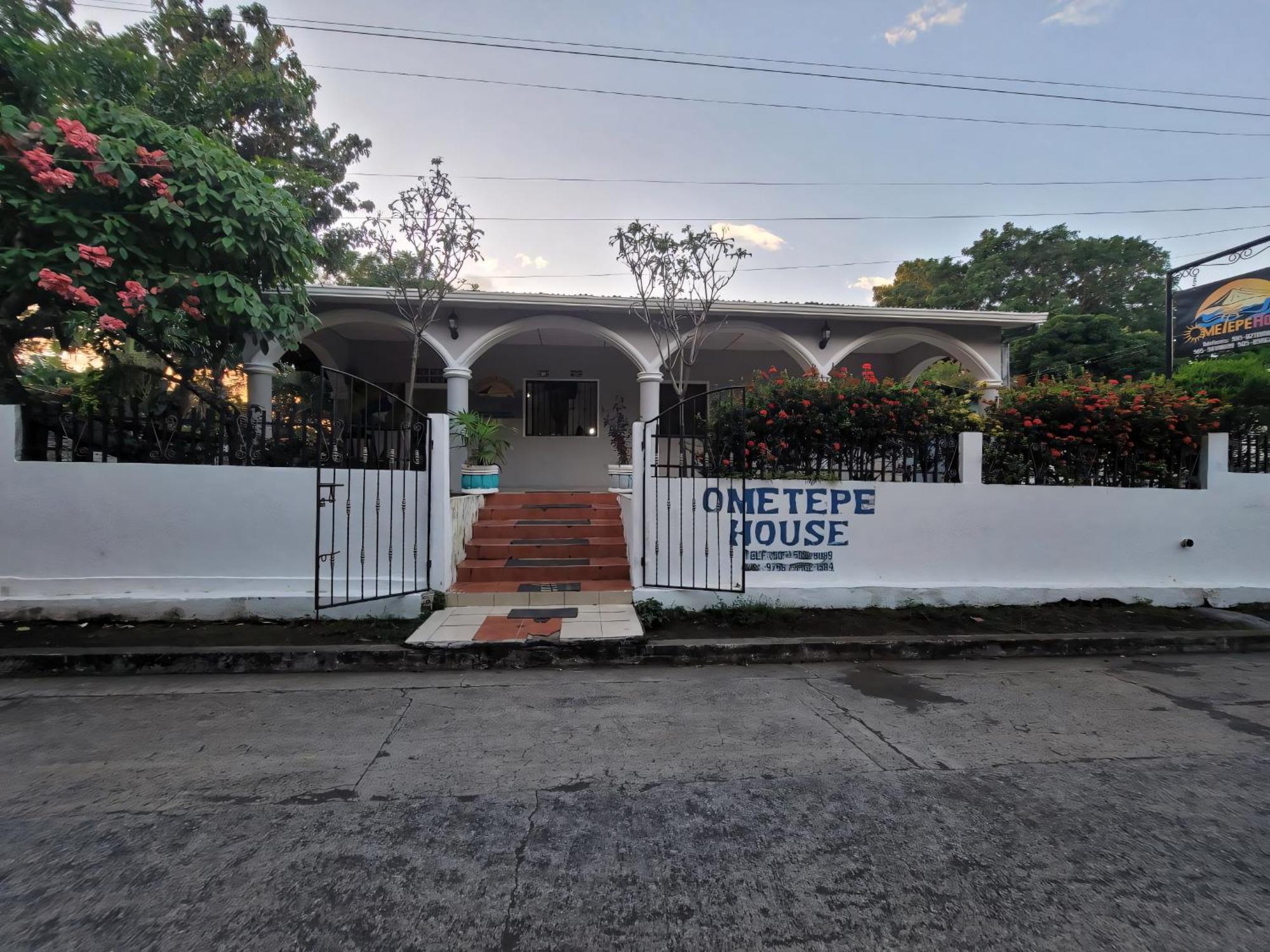 Bed and Breakfast Ometepe House Moyogalpa Esterno foto